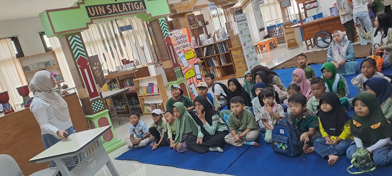JMB Salatiga Gelar Fun Library Journey, Ajak Generasi Muda Mengenal Kampus dan Budaya Literasi di UIN Salatiga