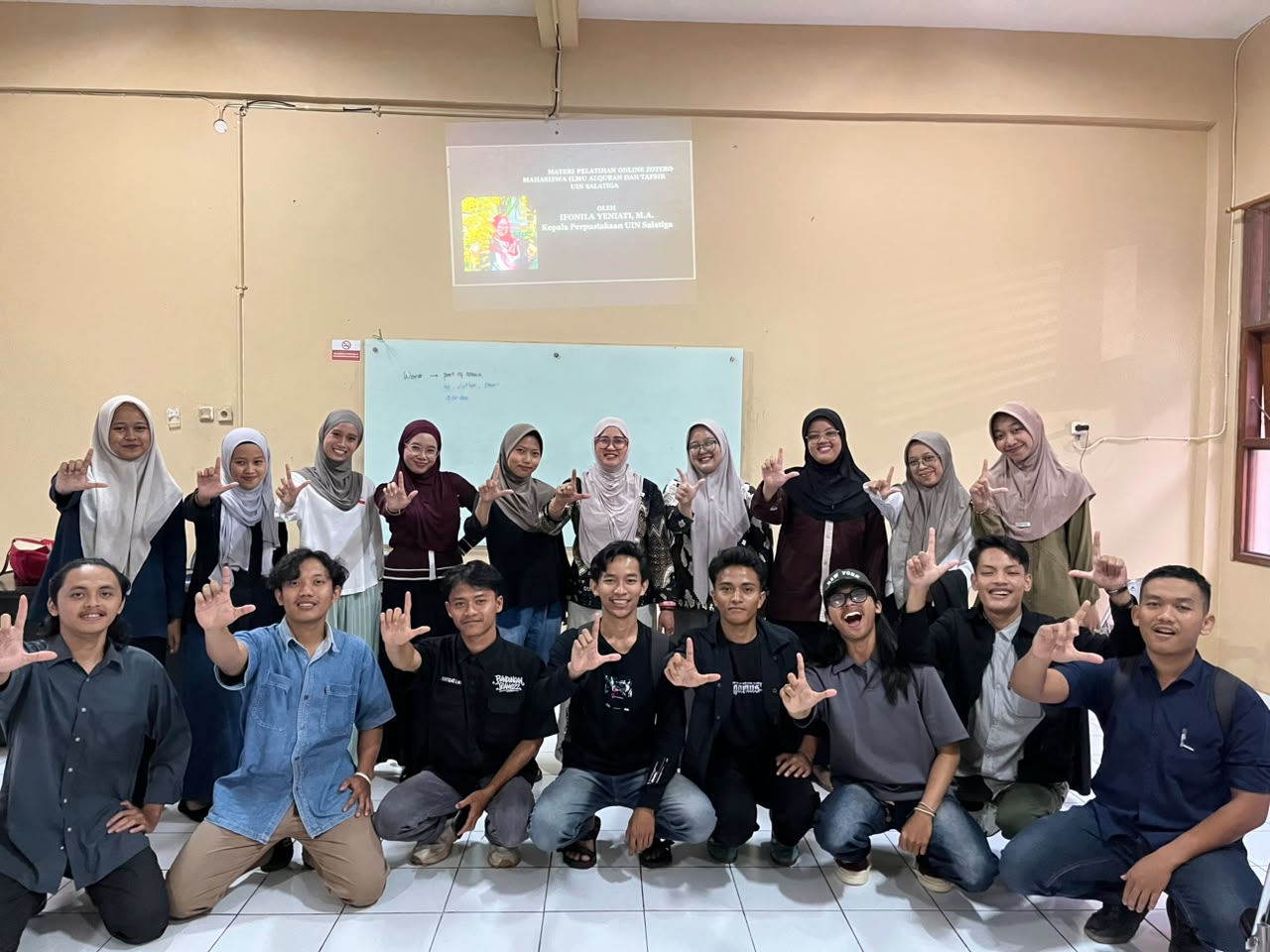 Dukung Latihan Kepenulisan Mahasiswa, HMPS IAT Gelar Pelatihan Manajemen Referensi Zotero Bersama UPT Perpustakaan UIN Salatiga